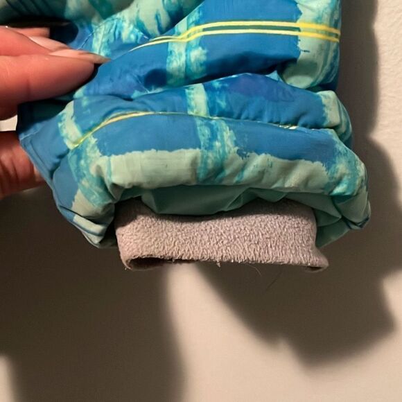 L. L. Bean Kid's Blue Abstract Hooded Insulation Downtek Puffer Jacket Size 8 - Picture 8 of 10